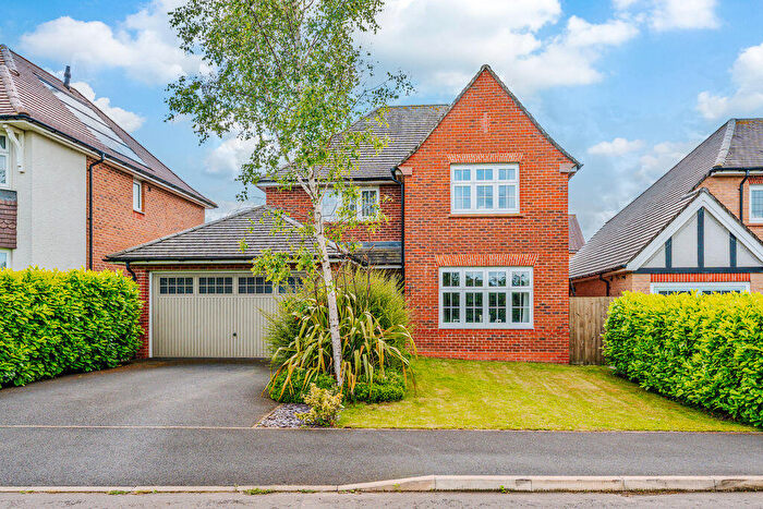 4 Bedroom Detached House For Sale In Bernwood Crescent, Leyland, PR25
