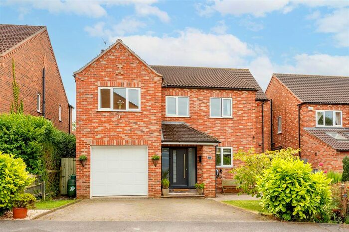4 Bedroom Detached House For Sale In Thornlands, Easingwold, York, YO61