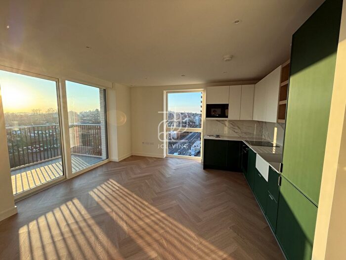 1 Bedroom Flat To Rent In Henshaw Parade The Hyde, London, NW9