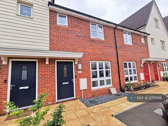 2 Bedroom Terraced House To Rent In Farleigh Drive, Aylesbury, HP18