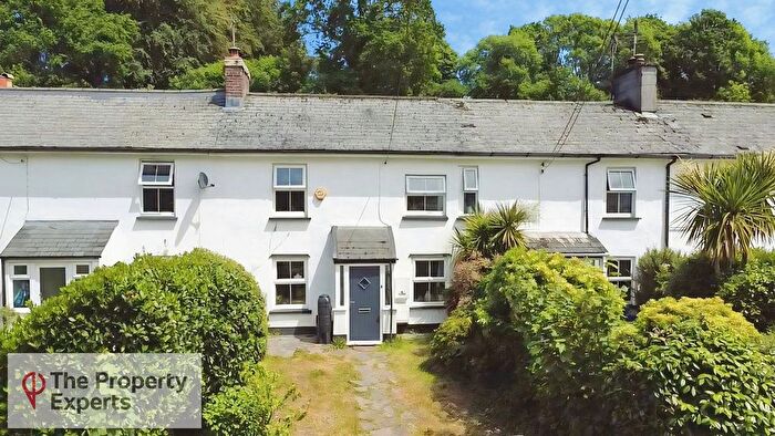 3 Bedroom Cottage For Sale In Walkham Terrace, Yelverton, PL20