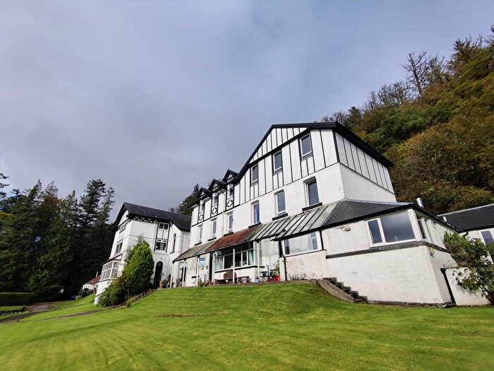 3 Bedroom Flat For Sale In Kilmun Court Midge Lane, Kilmun, PA23
