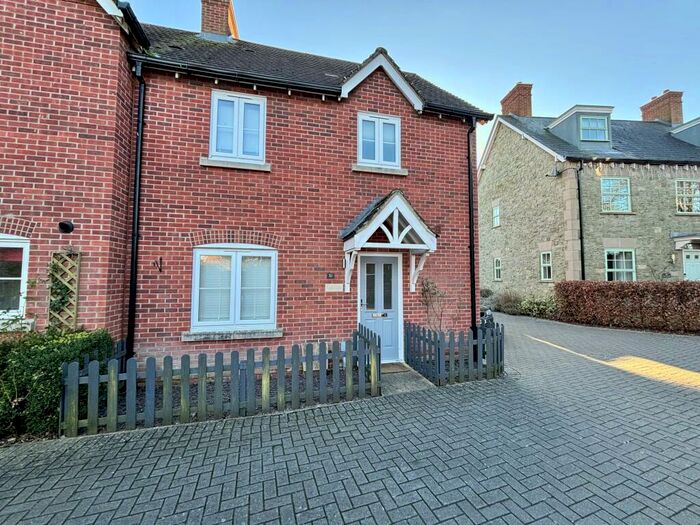 3 Bedroom Semi-Detached House To Rent In Greenstone Road, Shaftesbury, Dorset, SP7