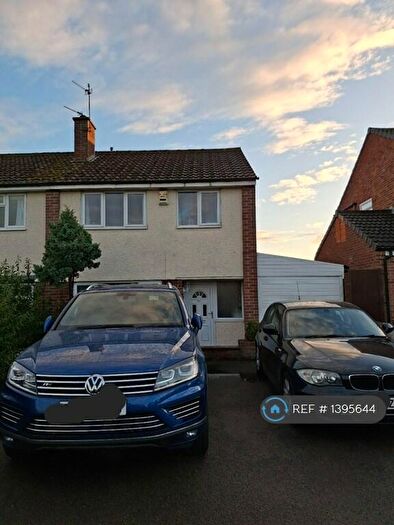 3 Bedroom Semi-Detached House To Rent In Peartree Close, Leicester, LE7