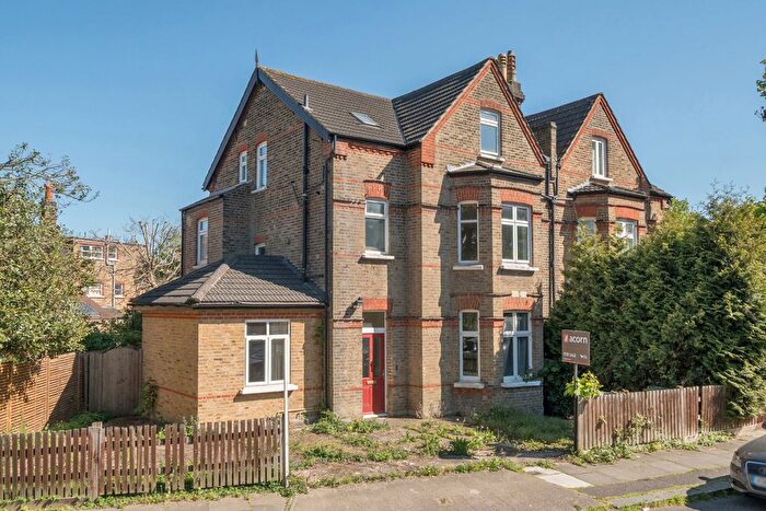 4 Bedroom Flat For Sale In Charleville Circus, London, SE26