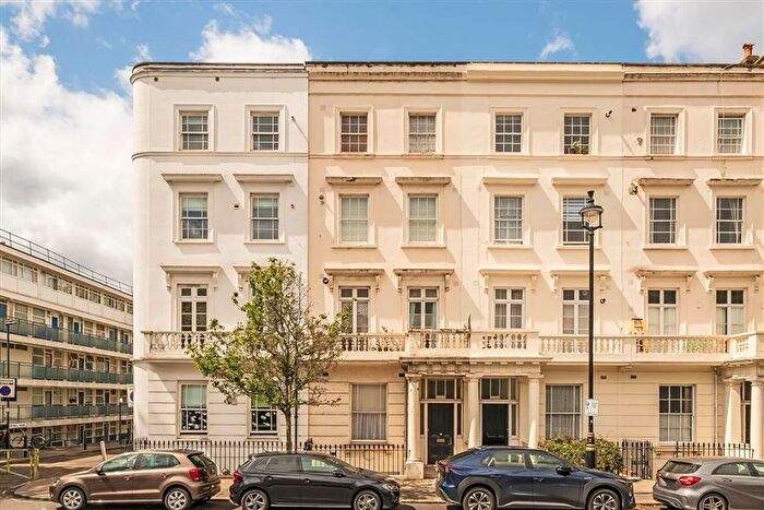 2 Bedroom Flat For Sale In Claverton Street, Westminster, SW1V