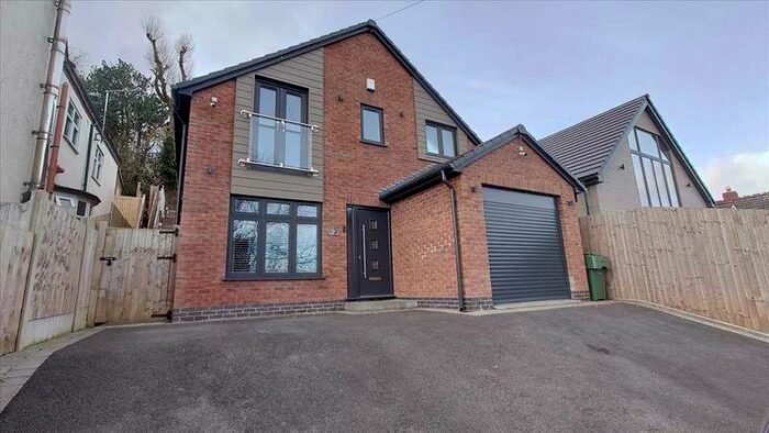 3 Bedroom Detached House For Sale In Dark Lane, Romsley, B62