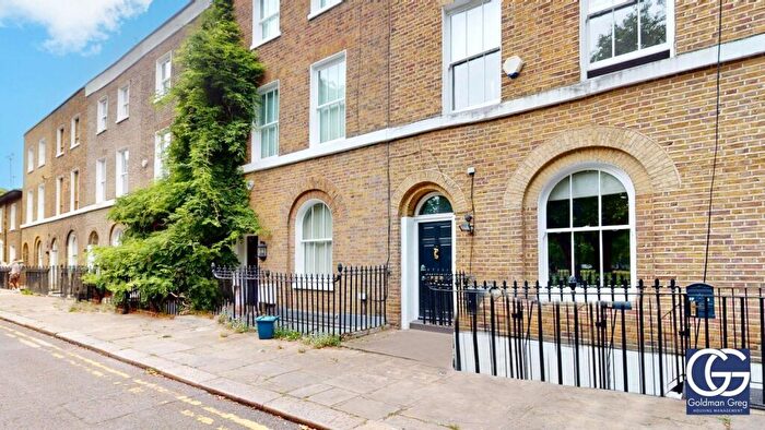 2 Bedroom Apartment To Rent In London Fields East Side, London, E8
