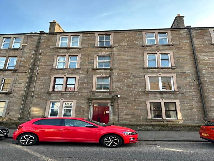 1 Bedroom Flat To Rent In Clepington Road, Dundee, DD3