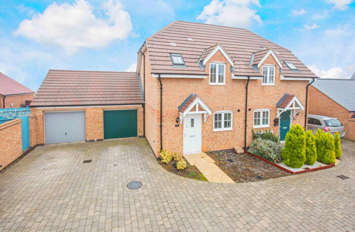 2 Bedroom Semi-Detached House To Rent In Courteenhall Drive, Corby, NN17