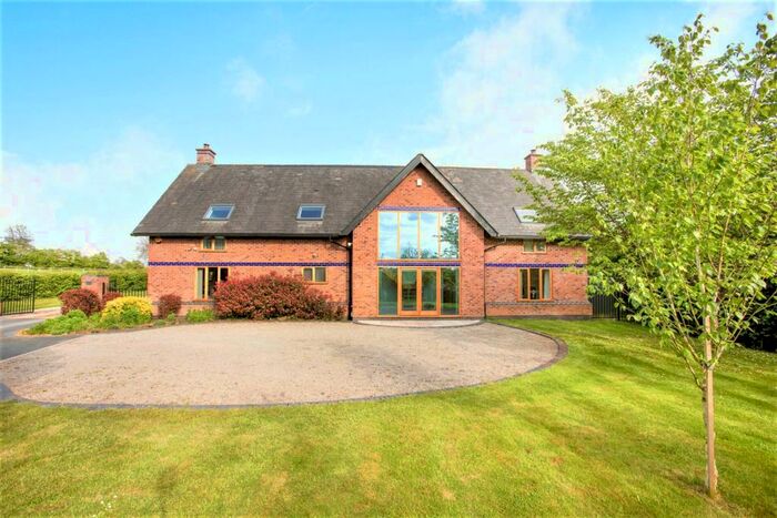 5 Bedroom Detached House For Sale In Fosse Way, Stretton On Dunsmore, Rugby, Warwickshire, CV23