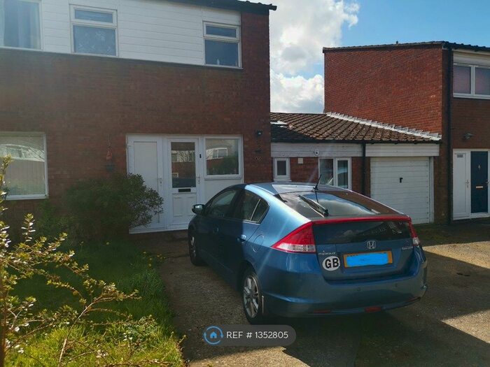 4 Bedroom Semi-Detached House To Rent In Tillman Close, Greenleys, Milton Keynes, MK12