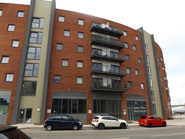 1 Bedroom Flat To Rent In John Thornycroft Road, Southampton, Hampshire, SO19