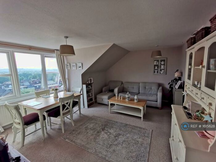 2 Bedroom Penthouse To Rent In Thaxted, Salisbury, SP1