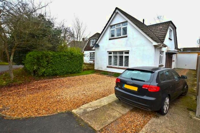 3 Bedroom Detached House To Rent In Hazeldean Drive, Rowland's Castle, PO9