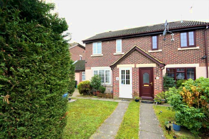 4 Bedroom Semi-Detached House To Rent In Beta Road, Maybury, Woking GU22