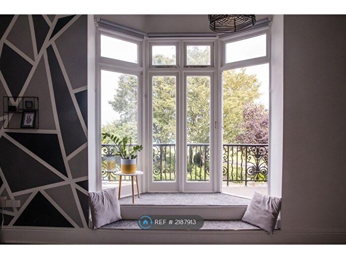 1 Bedroom Flat To Rent In Furnished, Cleethorpes, DN35