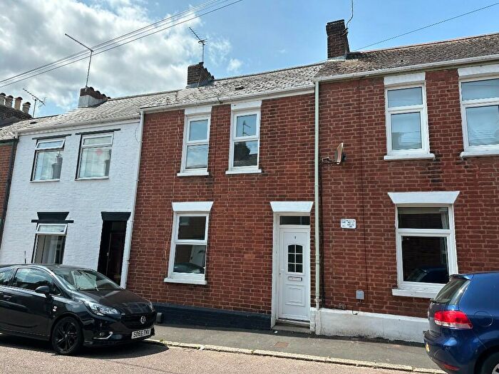 2 Bedroom Terraced House To Rent In Hoopern Street, Exeter, Devon, EX4