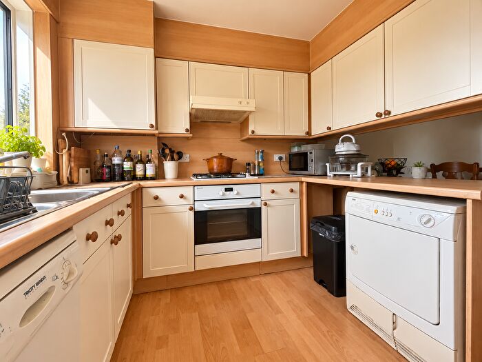 2 Bedroom Flat To Rent In Vogue Court, Bromley, BR1