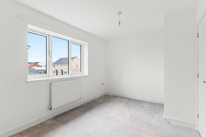 3 Bedroom Terraced House For Sale In Aldermann McGee Gardens, Great Yarmouth, NR30