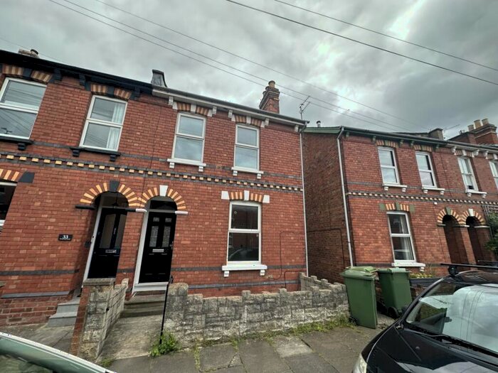 4 Bedroom Terraced House To Rent In Winstonian Road, Cheltenham, GL52