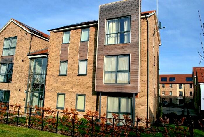 2 Bedroom Flat To Rent In Burlton Road, Cambridge, CB3