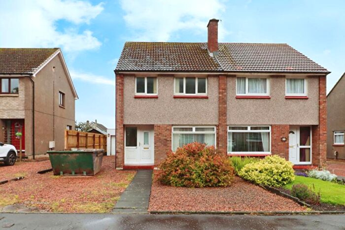 3 Bedroom Semi-Detached House For Sale In Dalmahoy Crescent, Kirkcaldy, Fife, KY2