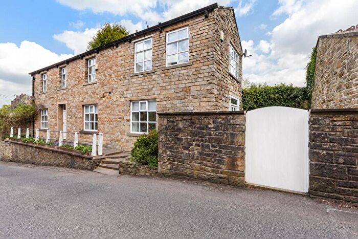 3 Bedroom Detached House For Sale In Hollins Lane, Accrington, BB5