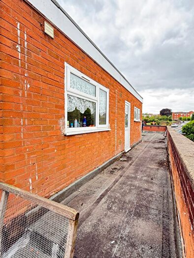 2 Bedroom Maisonette To Rent In Lower Church Lane, Tipton, DY4