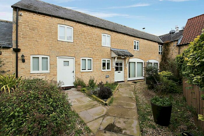 4 Bedroom Barn To Rent In Glinton Road, Helpston, Peterborough, PE6