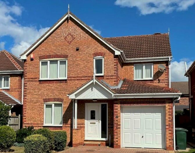 4 Bedroom Detached House To Rent In Fiddlers Drive, Armthorpe, DN3