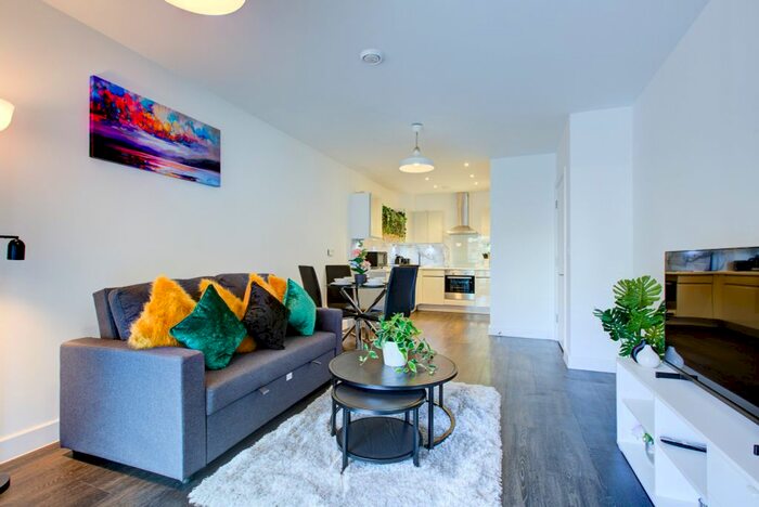 1 Bedroom Flat To Rent In Barquentine Heights, Peartree Way, London, SE10