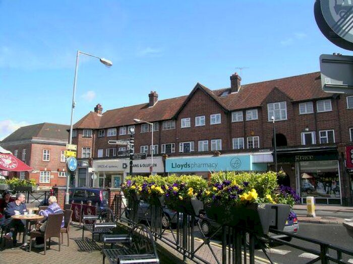 1 Bedroom Flat To Rent In Highway Court, Beaconsfield, HP9