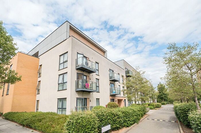 2 Bedroom Flat For Sale In Lyell House, Magnetic Crescent, Enfield, EN3