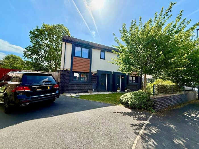 3 Bedroom House To Rent In Donnison Street, Manchester, M12