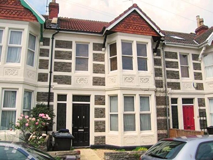1 Bedroom Flat For Sale In Hinton Road, Fishponds, Bristol, BS16