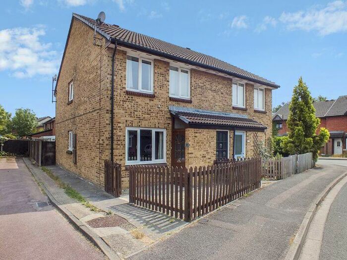 1 Bedroom Apartment To Rent In Wilsdon Way, Kidlington, OX5