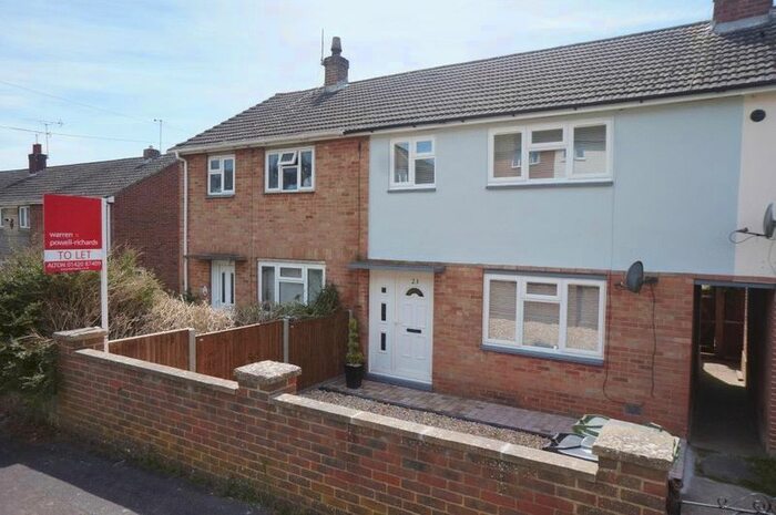 3 Bedroom Terraced House To Rent In Link Road, Alton, GU34