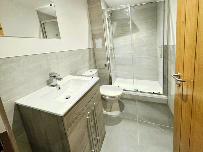 1 Bedroom Flat To Rent In Lower Mill Street, Kidderminster, Worcestershire, DY11