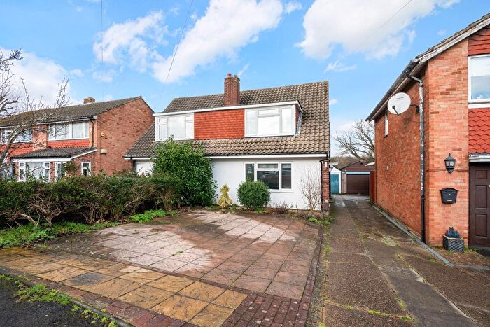 3 Bedroom Semi Detached House For Sale In Iris Road, West Ewell, KT19