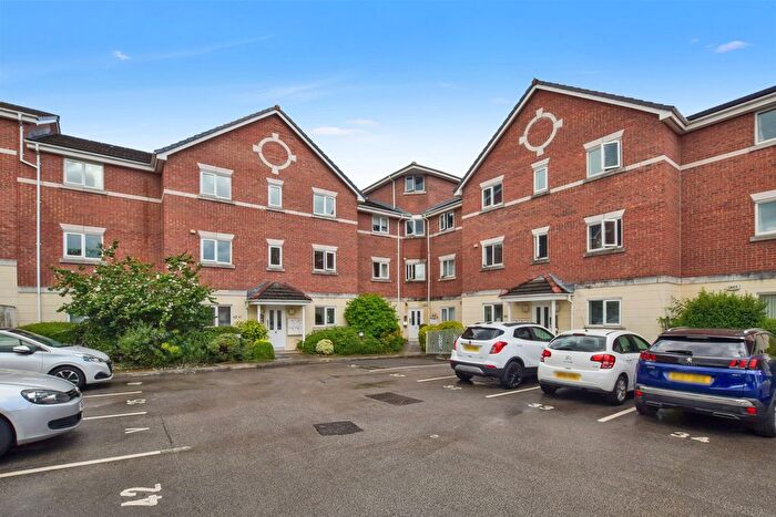2 Bedroom Flat For Sale In Waterside Court, Old Coach Road, Runcorn, WA7
