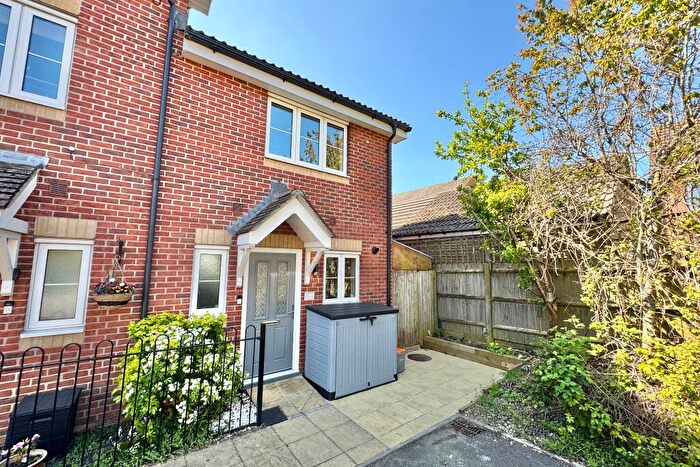 2 Bedroom End Of Terrace House For Sale In Grevillea Avenue, Whiteley, PO15