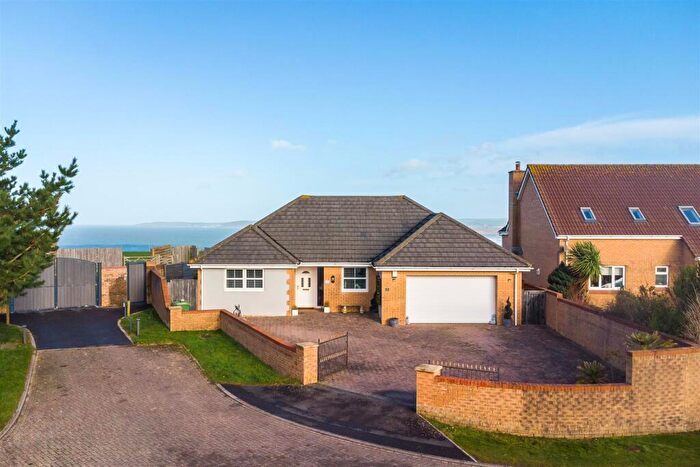 3 Bedroom Detached Bungalow For Sale In Tors View, Westward Ho, Bideford, EX39