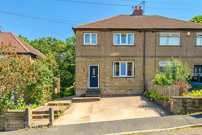 3 Bedroom Semi-Detached House For Sale In Clough Drive, Linthwaite, Huddersfield, West Yorkshire, HD7