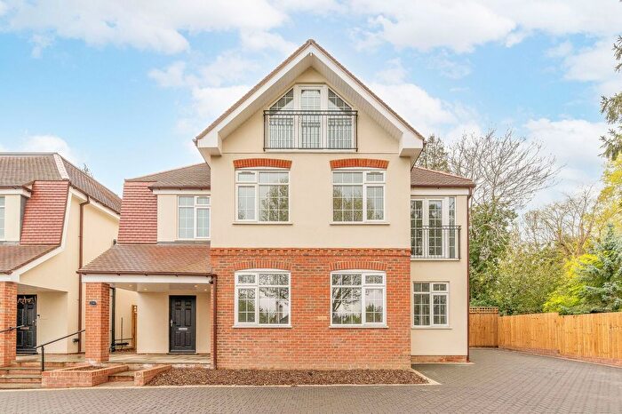 7 Bedroom Detached House For Sale In Addiscombe Road, Croydon, CR0