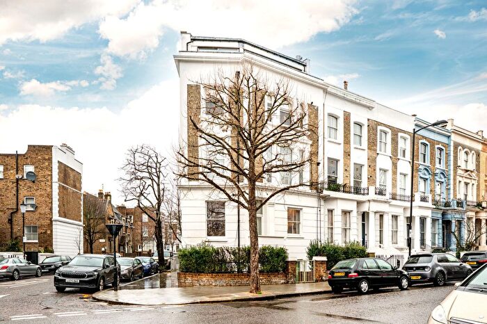 1 Bedroom Flat For Sale In Chesterton Road, London, W10