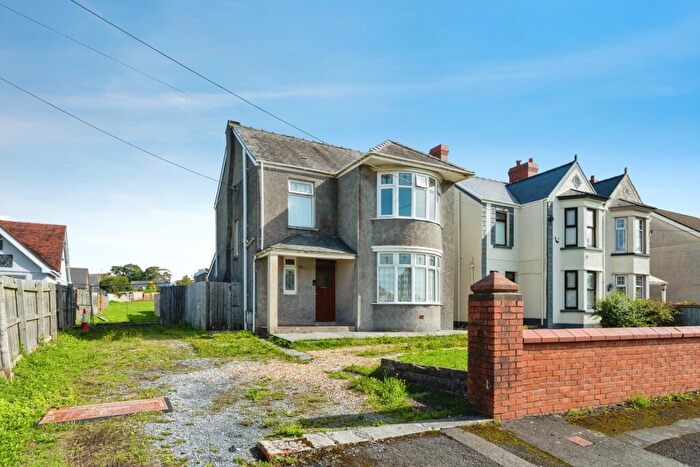 3 Bedroom Detached House For Sale In Rufus Lewis Avenue, Gorseinon, Swansea, SA4
