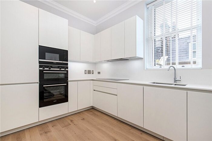 2 Bedroom Flat To Rent In New Quebec Street, Marylebone, London, W1H