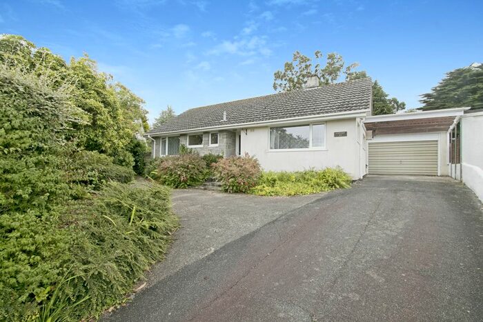 3 Bedroom Bungalow For Sale In Lanyon Road, Playing Place, Truro, Cornwall, TR3
