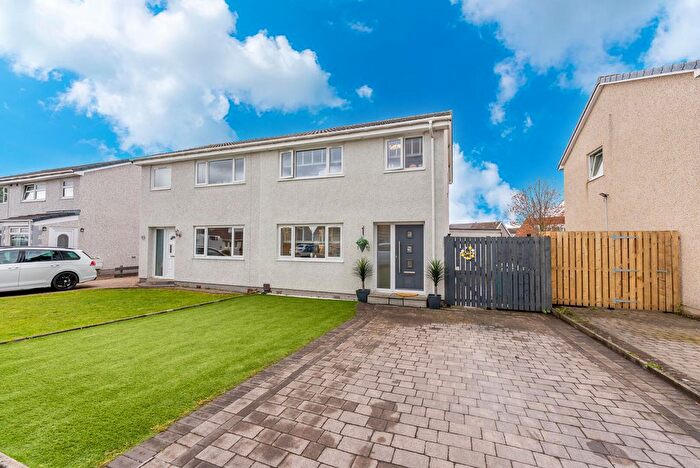 3 Bedroom Semi Detached House For Sale In Glenview Crescent, Moodiesburn, Glasgow, G69